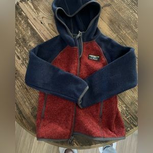 LL Bean red and navy hood zip up fleece sweater knit hardly used boys size 5/6